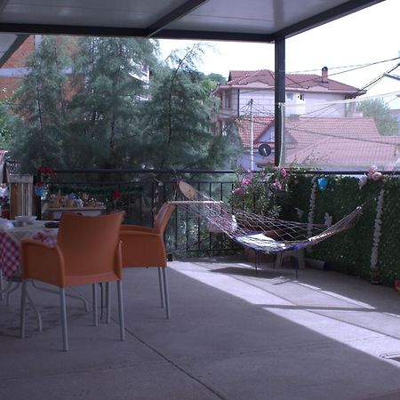 Adem'S Cozy Terrace Retreat Bed & Breakfast สโกเปีย ภายนอก รูปภาพ