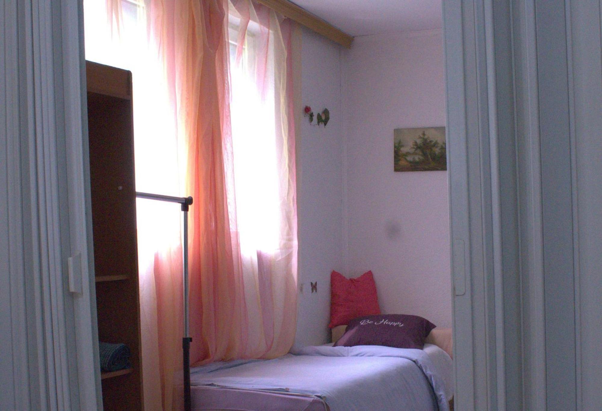 Adem'S Cozy Terrace Retreat Bed & Breakfast สโกเปีย ภายนอก รูปภาพ